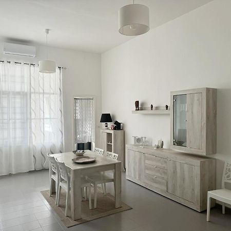 Ferienwohnung Dimora Male San Pietro Vernotico Exterior foto